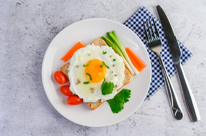 cuantos huevos se pueden comer al dia